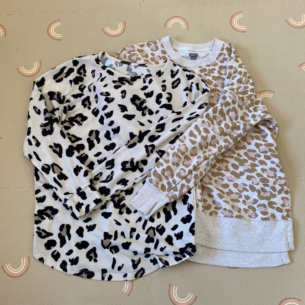 Set of 2 Leopard Print Sweaters